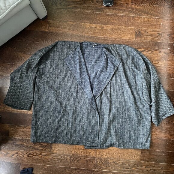 Stunning Eskandar wool/silk blend Boucle jacket-Size 10/12 - Picture 2 of 15